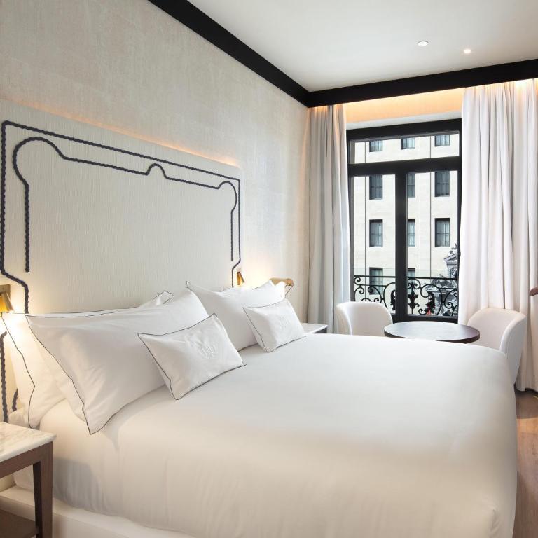 Hotel Montera Madrid, Curio Collection By Hilton - Habitación Cobalto - 1 cama extragrande - 1