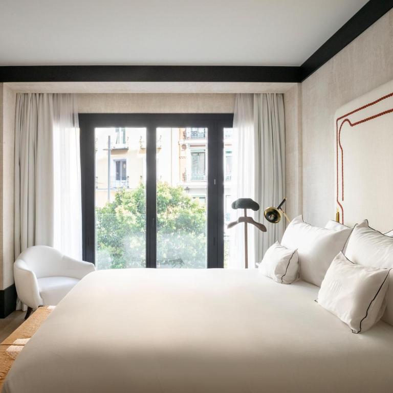 Hotel Montera Madrid, Curio Collection By Hilton - Suite Corinto - 1 cama extragrande - 1