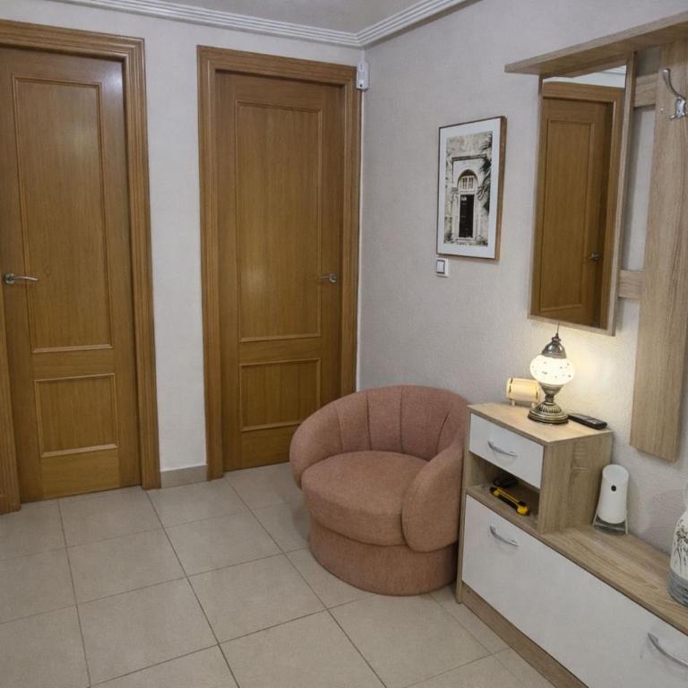 Torrevieja 2 BR and Parking - Apartamento - 2
