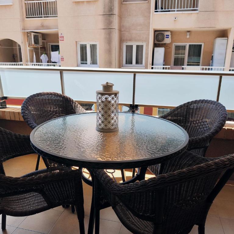 Torrevieja 2 BR and Parking - Apartamento - 18