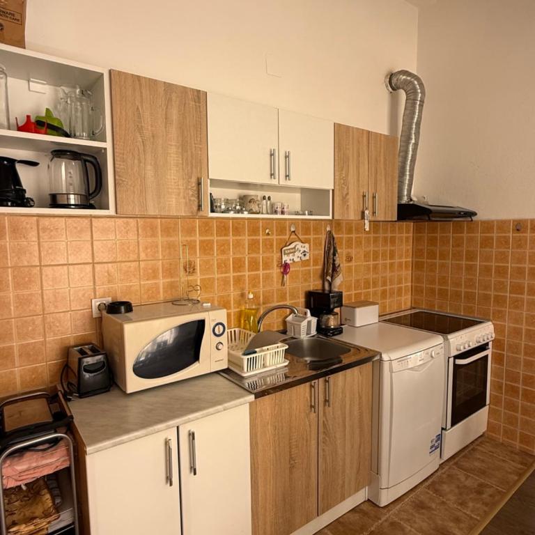 Apartment Panorama - Three-Bedroom Apartment - 6
