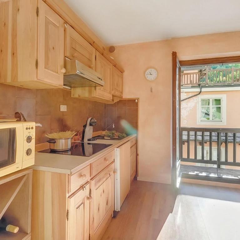 Rochebrune Apartments in Ski Resort - One Bedroom Apartment with Balcony 2 - 9