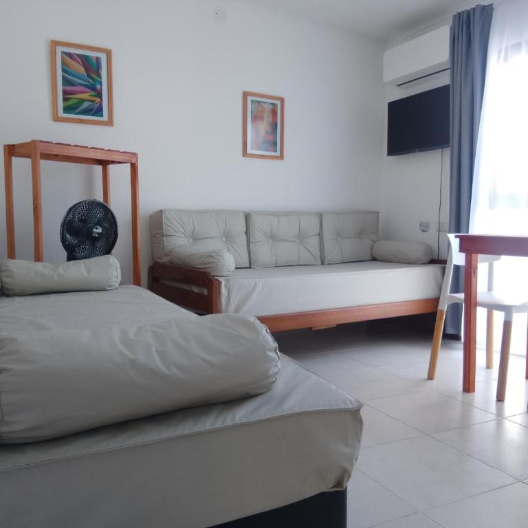 Nuez de la Isla "Flower Apart" -Mono camas individuales- SHOPPING a 5 cuadras! - Apartment - 4