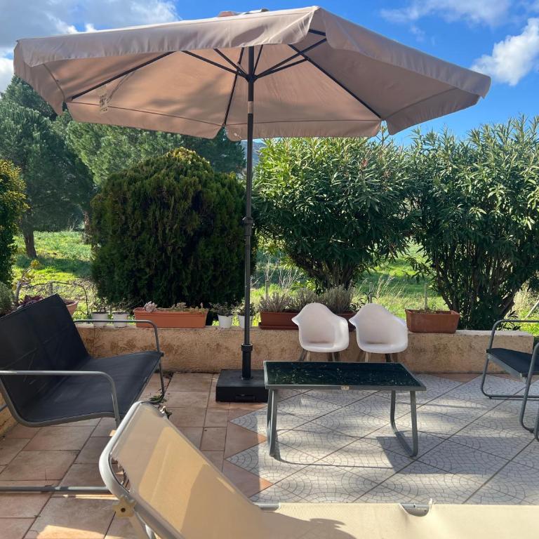 Maison de vacances avec grand jardin et 3 chambres - Maison 1 Chambre - 4
