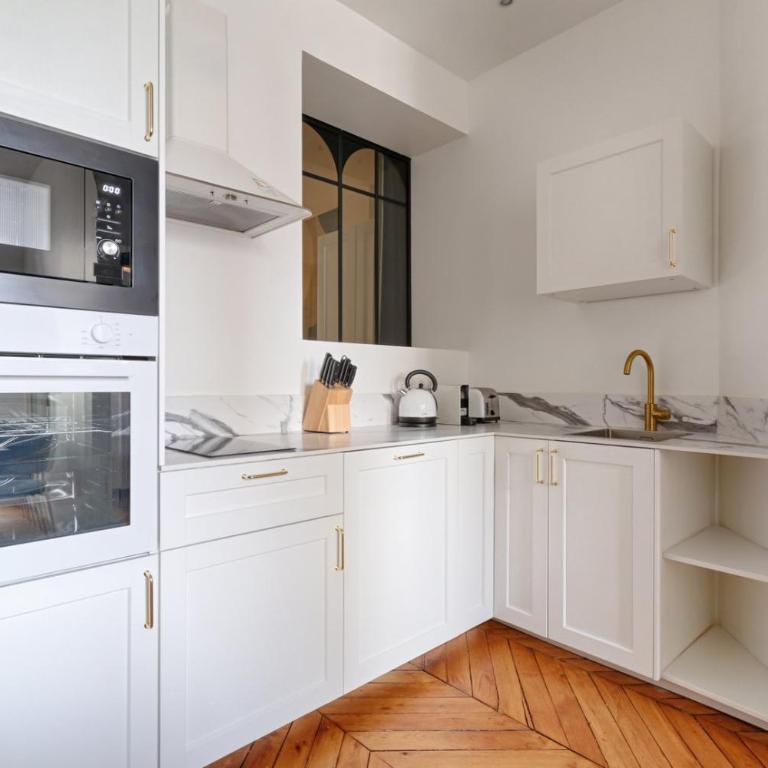 Cardinet - Chic & Green near Parc Monceau 8P - Appartement 3 Chambres - 6