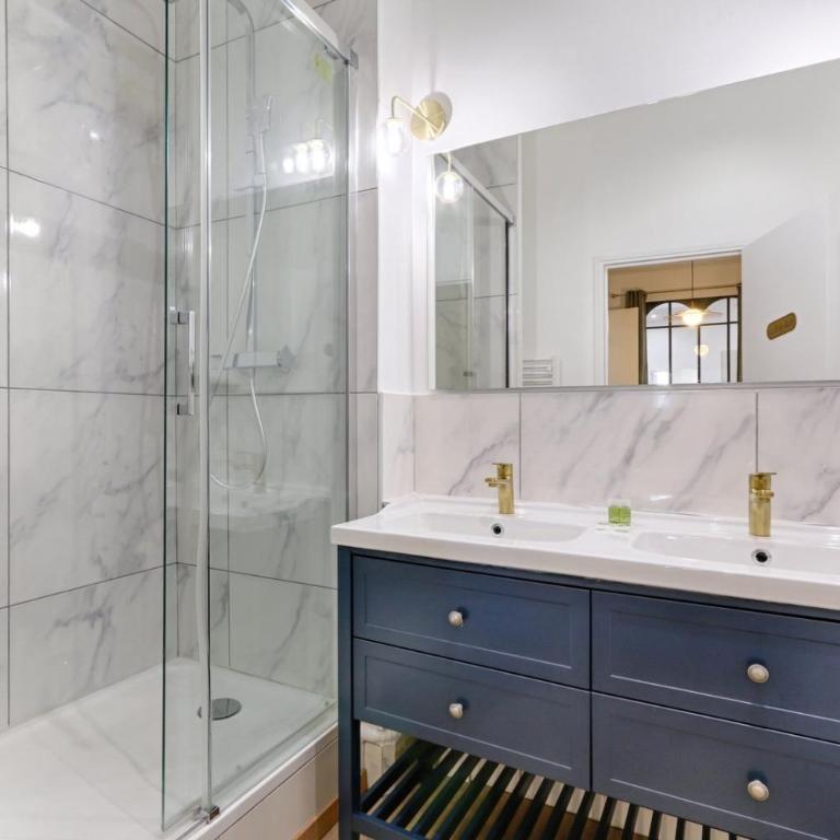 Cardinet - Chic & Green near Parc Monceau 8P - Appartement 3 Chambres - 10