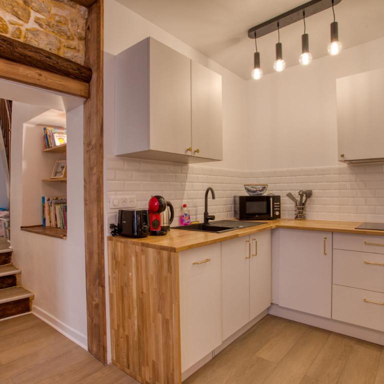Duplex 2 chambres, hypercentre, charme, "Rempart" - Apartment mit 2 Schlafzimmern - 8