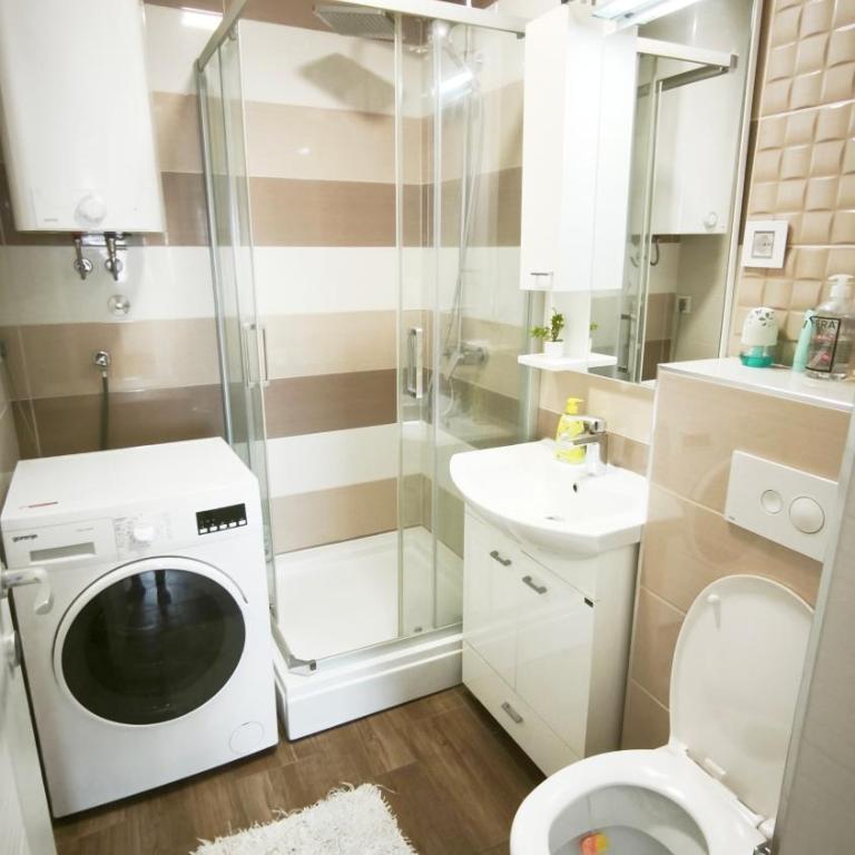 Urban Nest Detelinara FREE public PARKING - Apartman sa 2 Spavaće Sobe - 6