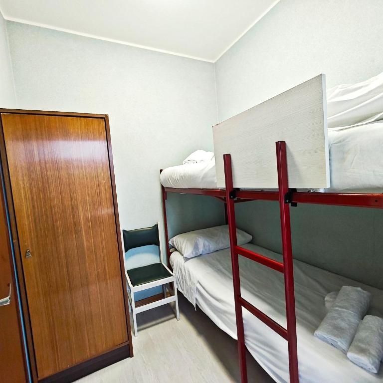 Erma Home in Front of Sea - Two-Bedroom Apartment - 22