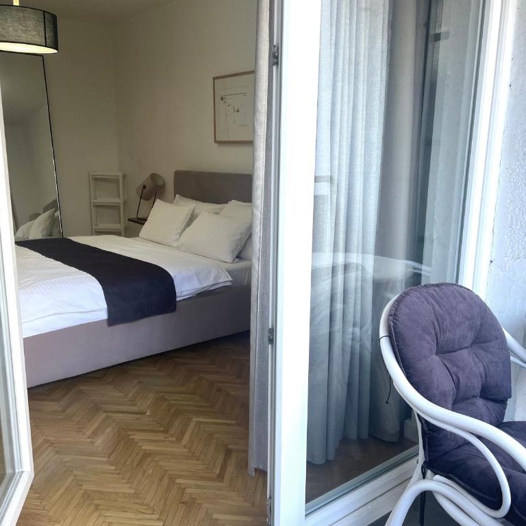 Quiet 1BR Apartment with Two Terraces in City Center - One-Bedroom Apartment - 12