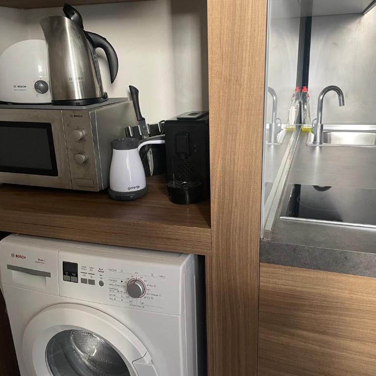 Quiet 1BR Apartment with Two Terraces in City Center - One-Bedroom Apartment - 15