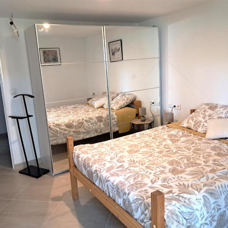 Aqui siem ben - Two-Bedroom Apartment - 48