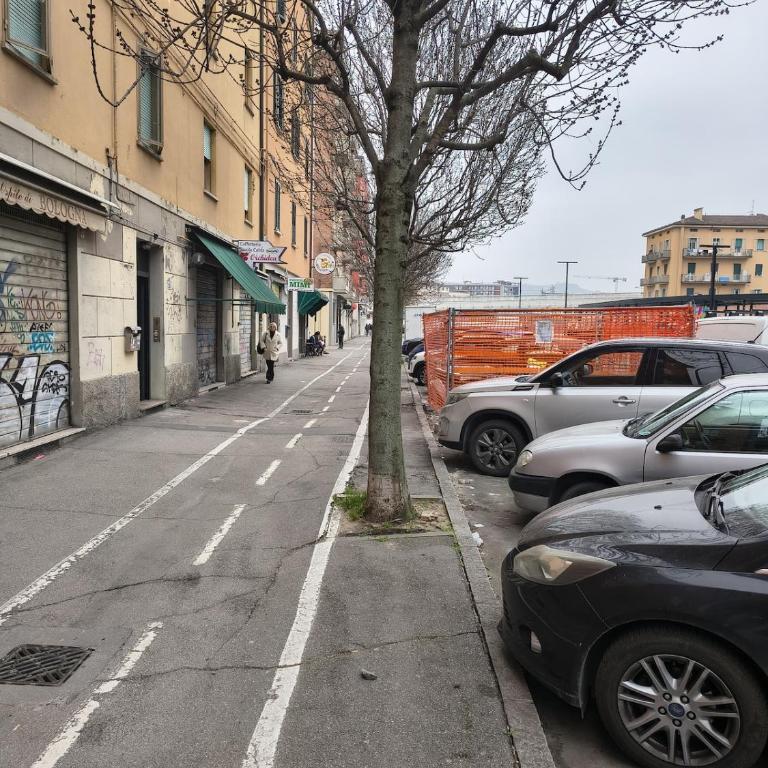 Bologna House Fioravanti 25 - Appartamento con 2 Camere da Letto e Vista Città - 19
