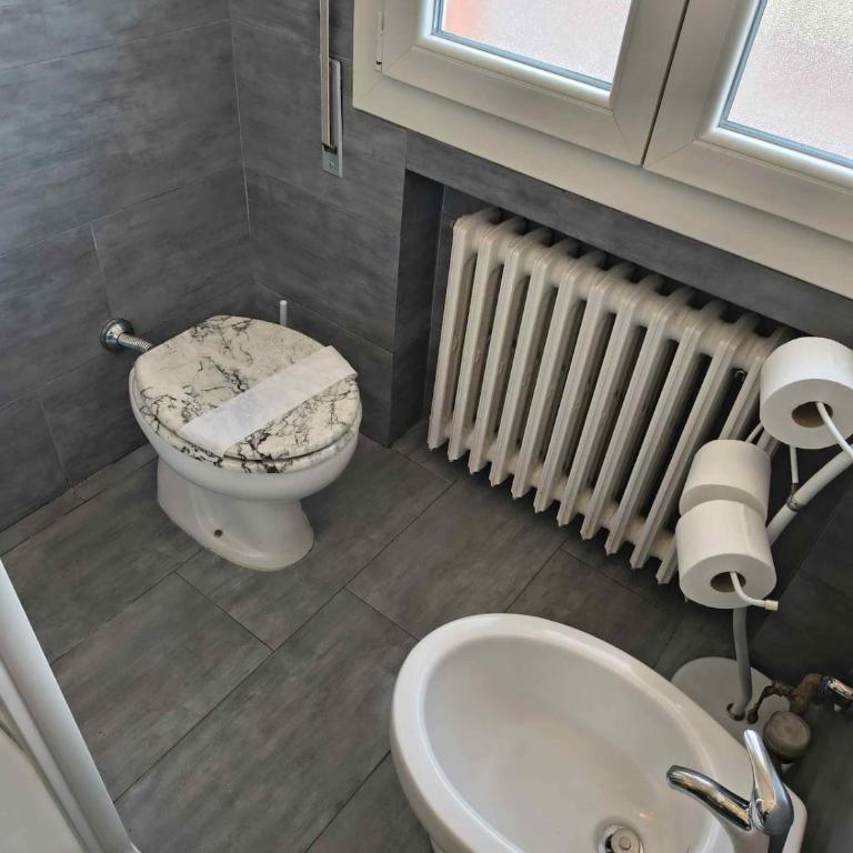 Bologna House Fioravanti 25 - Appartamento con 2 Camere da Letto e Vista Città - 24