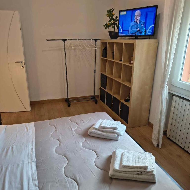 Bologna House Fioravanti 25 - Appartamento con 2 Camere da Letto e Vista Città - 33
