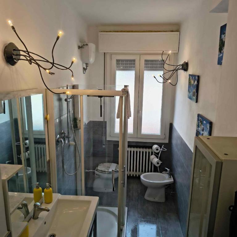 Bologna House Fioravanti 25 - Appartamento con 2 Camere da Letto e Vista Città - 48