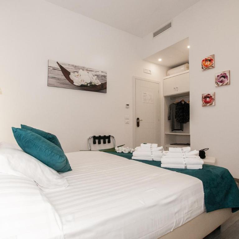 Elenoire Rooms & Suite - Camera Superior Matrimoniale/Doppia con Letti Singoli - 22