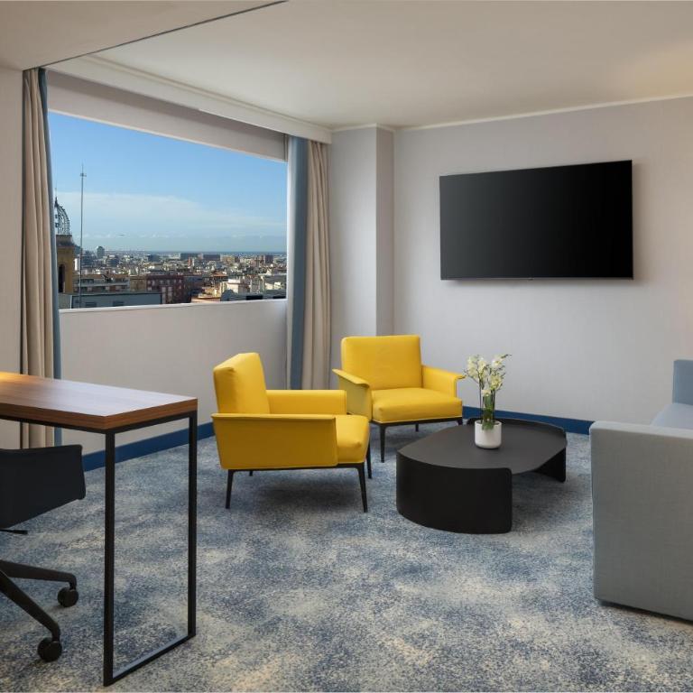 Hilton Barcelona - One-Bedroom Executive King Suite with Lounge Access - 6
