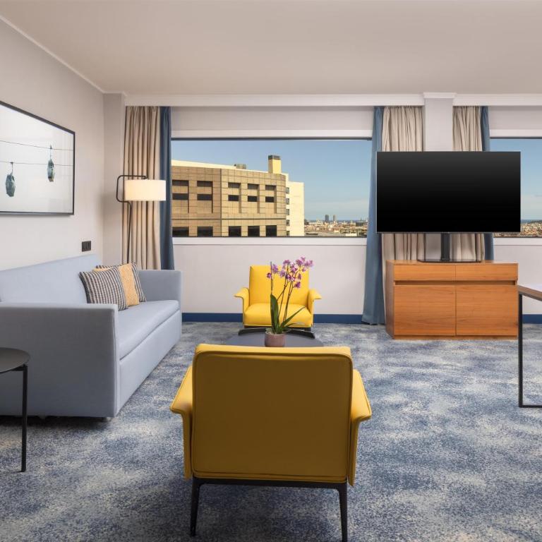Hilton Barcelona - Master King Suite with Lounge Access - 7