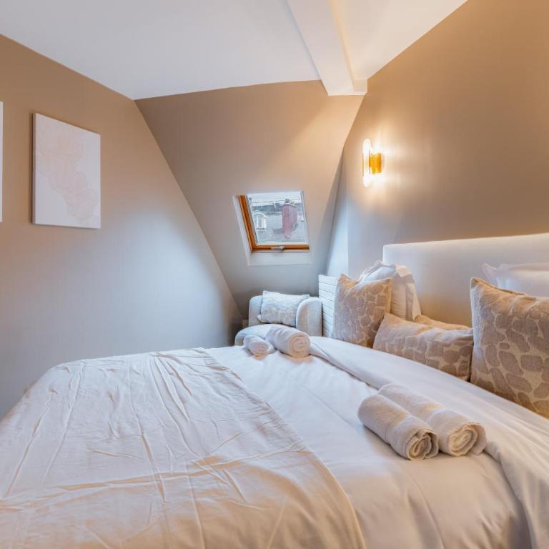 Grand appartement design sous les toits, Paris 16e - Appartement 1 Chambre - 13
