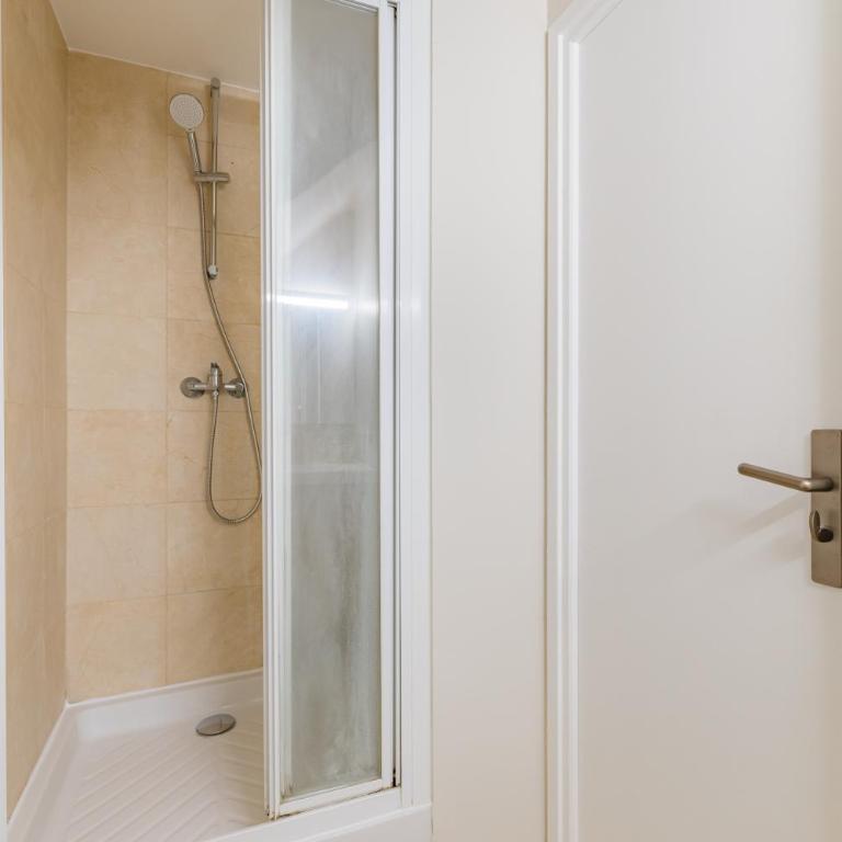 Grand appartement design sous les toits, Paris 16e - Appartement 1 Chambre - 19
