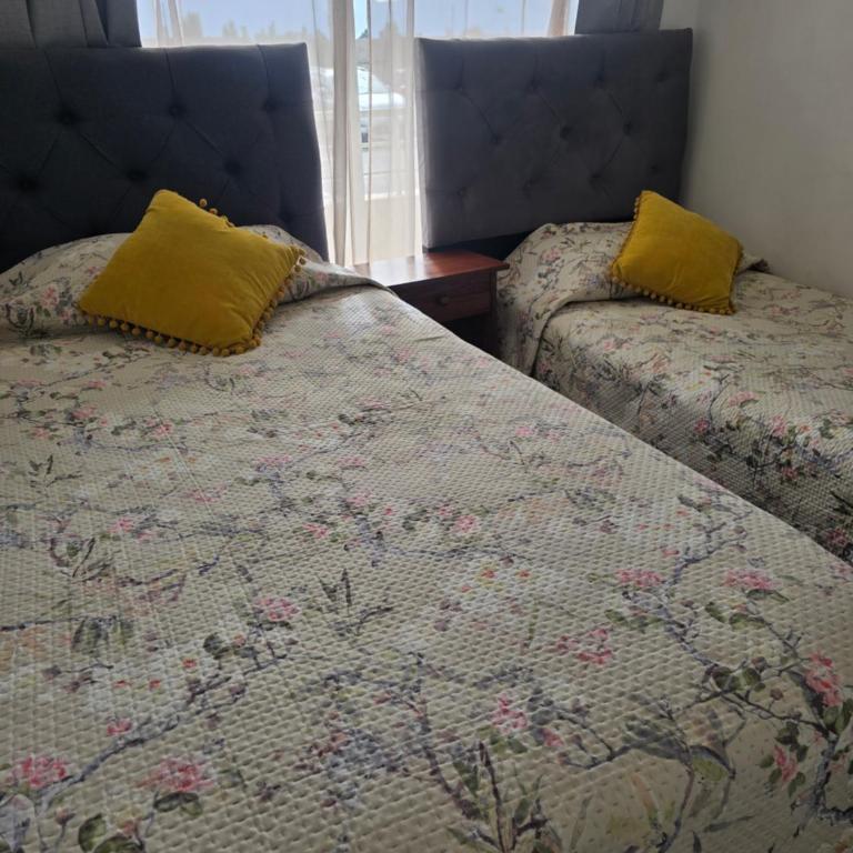 Departamento 3 dormitorios a pasos Champion media luna Rancagua con parcking y Wifi - Three-Bedroom Apartment with Balcony - 8