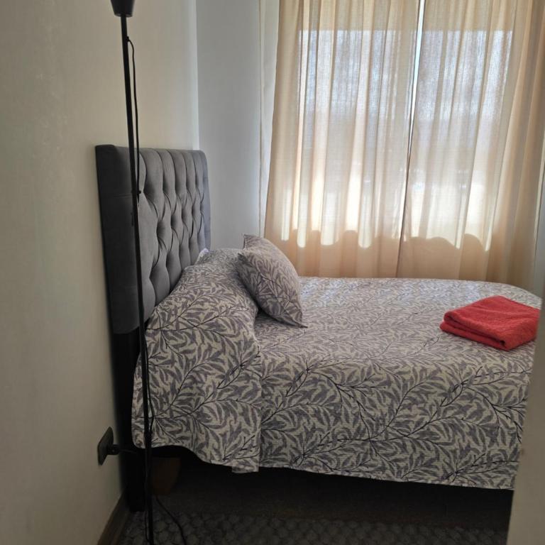 Departamento 3 dormitorios a pasos Champion media luna Rancagua con parcking y Wifi - Three-Bedroom Apartment with Balcony - 10