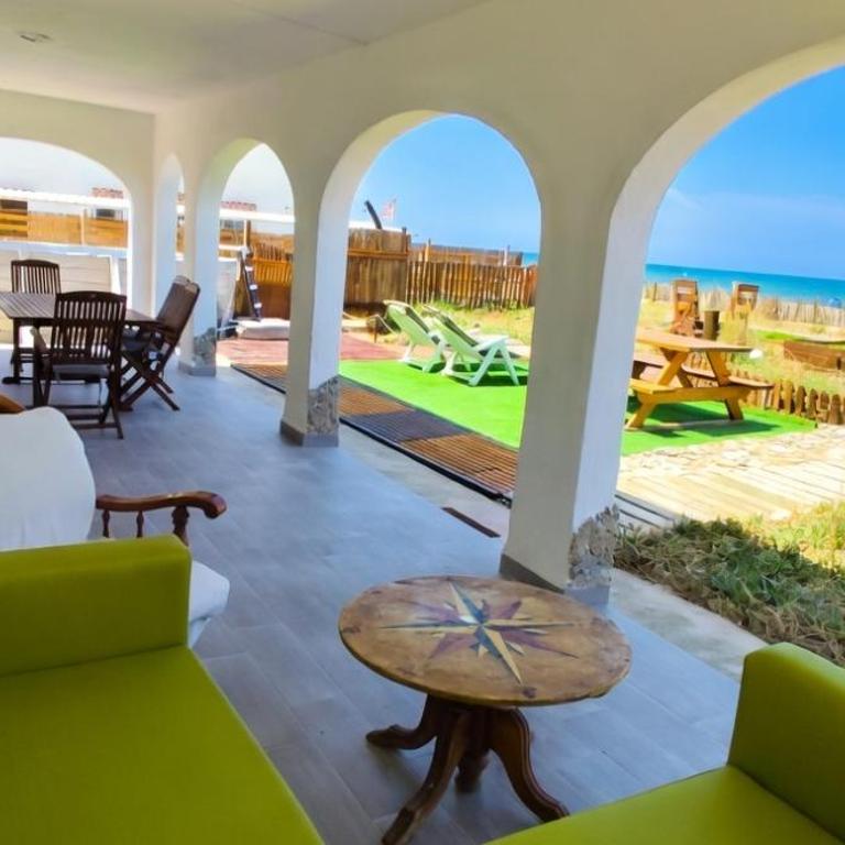 The Beach House Denia -- Casa en primera línea de playa - Denia - Casa de 3 dormitorios - 7