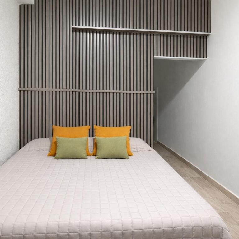 Departamento moderno, equipado full en vicente López ,ubicacion inmejorable a 100 metros del tren - Apartamento de 1 dormitorio - 2