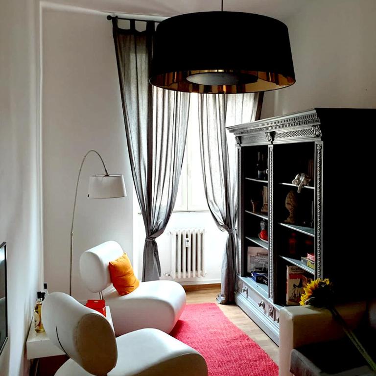 Donizetti House - Three-Bedroom Apartment - 4