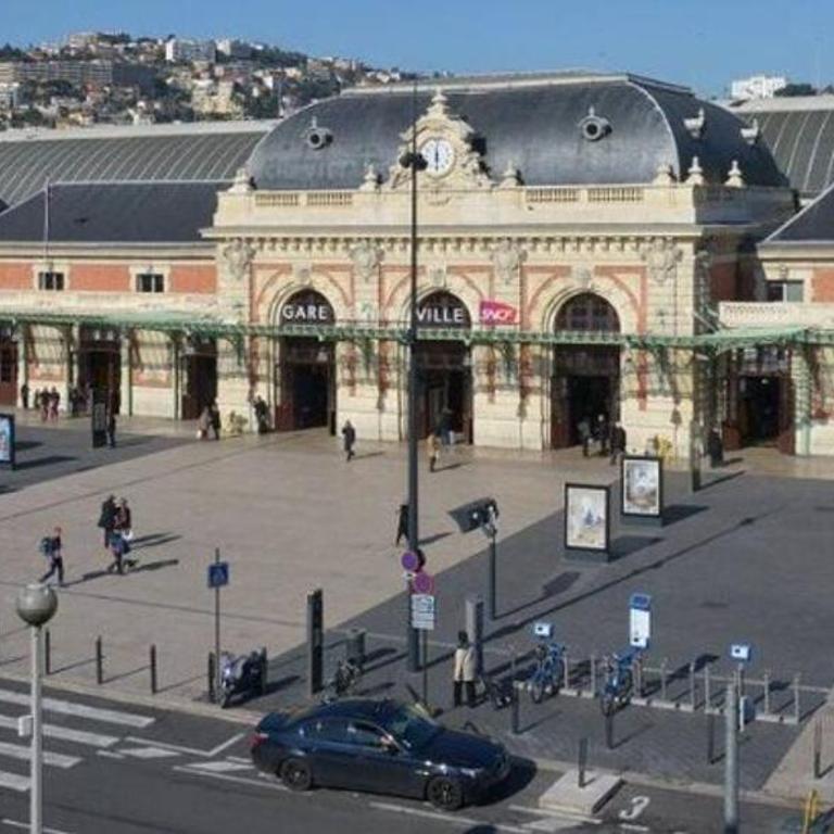 Bail mobilité – "Rooftop côté Sud" 70m² - Apt 38m² - Appartement 1 Chambre avec Terrasse - 52