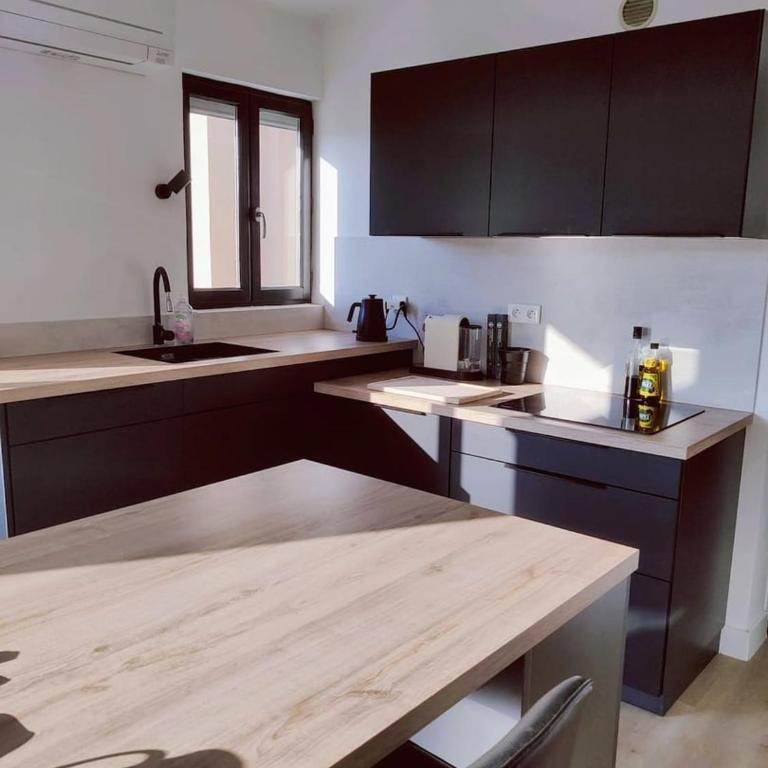 Bail mobilité – "Rooftop côté Sud" 70m² - Apt 38m² - Appartement 1 Chambre avec Terrasse - 12