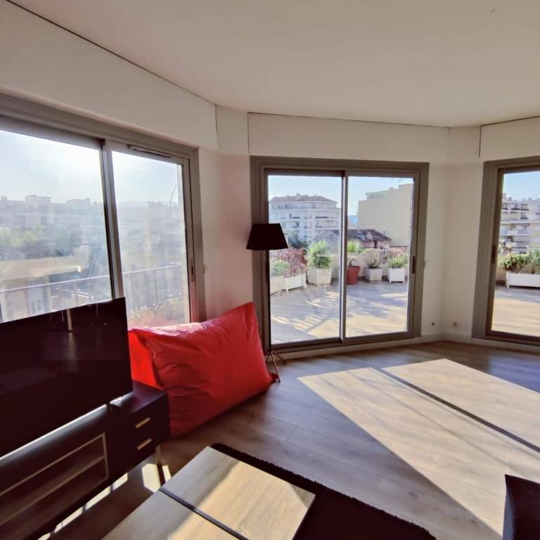 Bail mobilité – "Rooftop côté Sud" 70m² - Apt 38m² - Appartement 1 Chambre avec Terrasse - 2