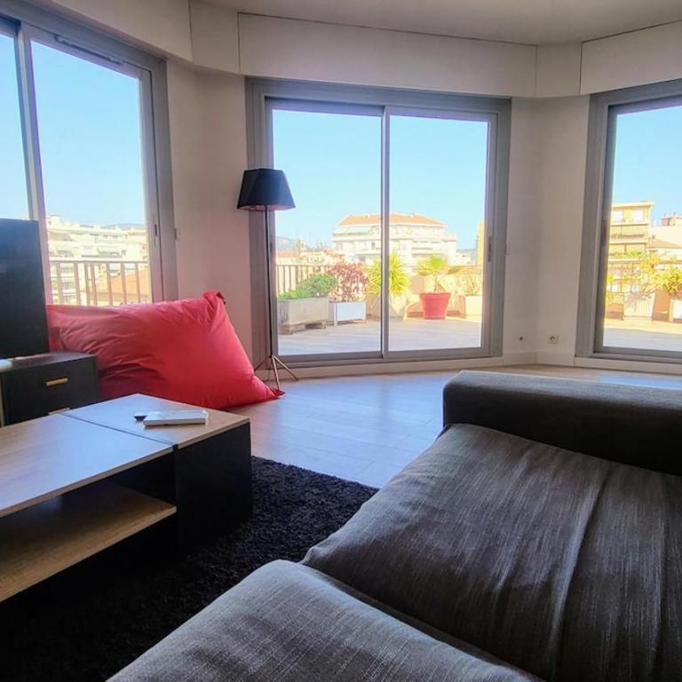 Bail mobilité – "Rooftop côté Sud" 70m² - Apt 38m² - Appartement 1 Chambre avec Terrasse - 6