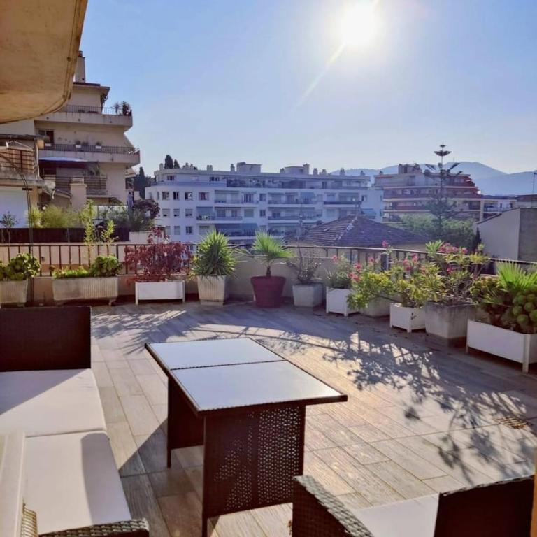 Bail mobilité – "Rooftop côté Sud" 70m² - Apt 38m² - Appartement 1 Chambre avec Terrasse - 32