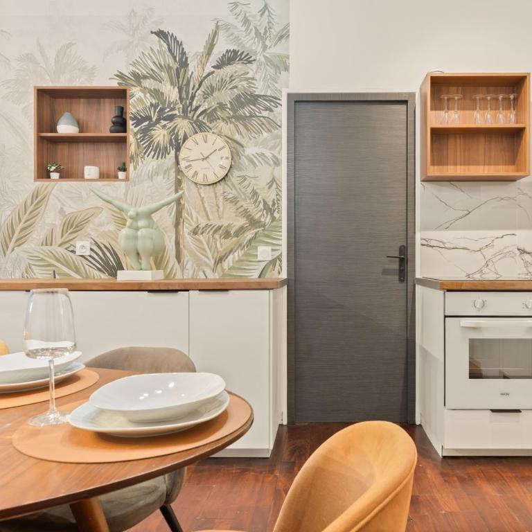 Appartement refait à neuf -8 personne -Paris - Appartement 2 Chambres - 2