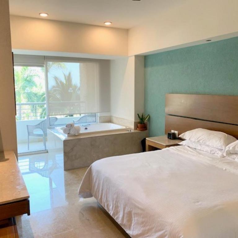 Buganvilias Private Club Owners Hotel Suite, REQUEST DATES- see by Clay & Lisa - Studio Apartment with Balcony - 49