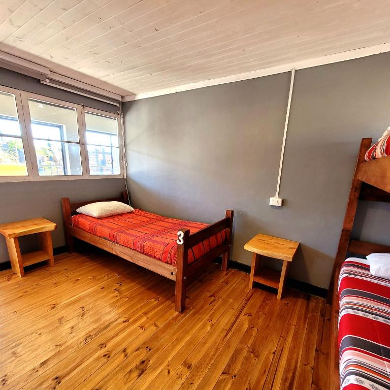 LÖF Hostal - Single Bed in Female Dormitory Room - 4