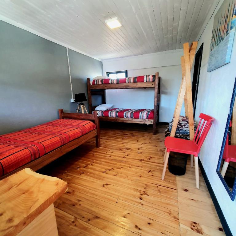 LÖF Hostal - Single Bed in Female Dormitory Room - 2