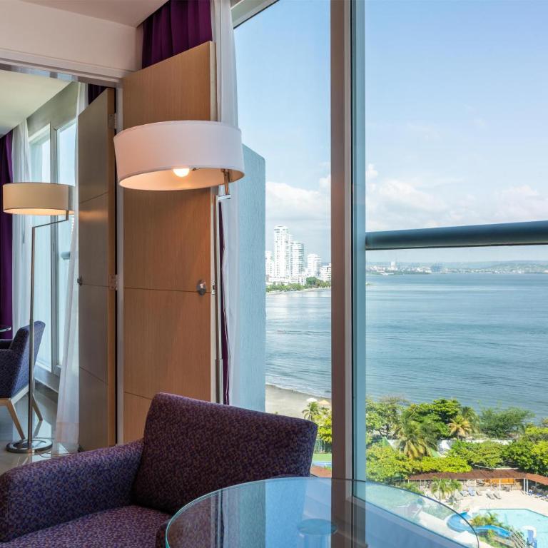 Hilton Cartagena - King Room with Ocean View - 3