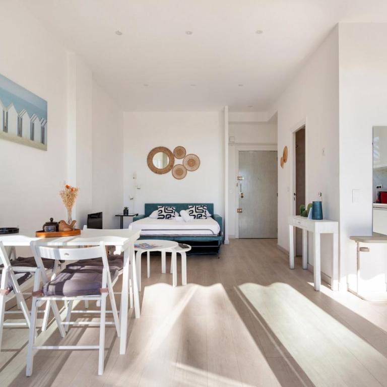 WeHost PROM- Jardin & Mer -Cœur Promenade des Anglais-2 personnes / 1 canapé-lit - Studio - Vue sur Mer - 62