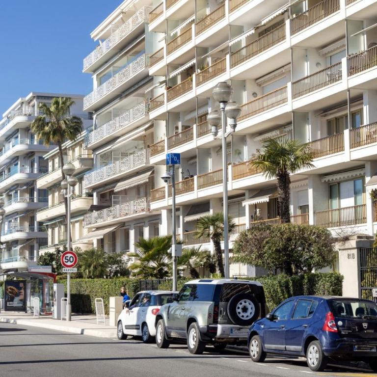 WeHost PROM- Jardin & Mer -Cœur Promenade des Anglais-2 personnes / 1 canapé-lit - Studio - Vue sur Mer - 49
