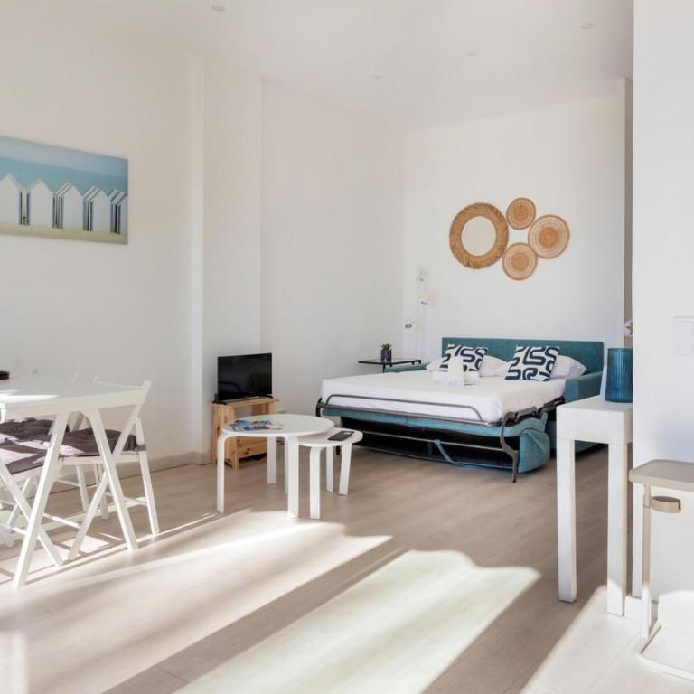 WeHost PROM- Jardin & Mer -Cœur Promenade des Anglais-2 personnes / 1 canapé-lit - Studio - Vue sur Mer - 42