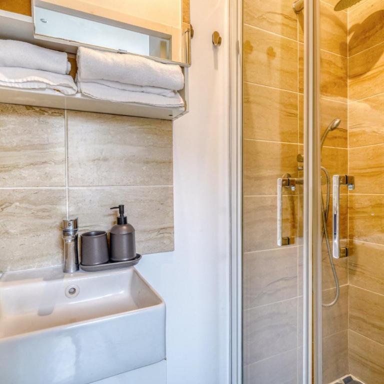 Charmant appartement rénové à Bordeaux Chartrons avec climatisation - Appartamento - Piano Terra - 5