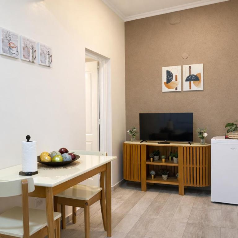 Departamento Moderno, equipado en Vicente Lopez , Ideal River Plate ,Tecnópolis ,100 metros del tren - Habitación Deluxe - 1