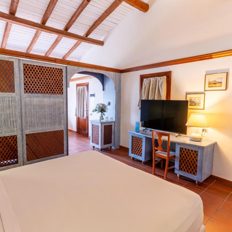 Hotel Palumbalza Porto Rotondo - Junior Suite con Vista Mare (4 Adulti) - 4