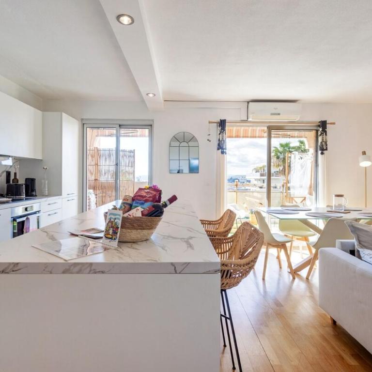 WeHost- CORNICHE Soleil Couchant 2 chambres 4pers,Parking,Piscine - Appartement - Vue sur Piscine - 20