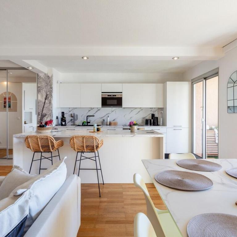 WeHost- CORNICHE Soleil Couchant 2 chambres 4pers,Parking,Piscine - Appartement - Vue sur Piscine - 26