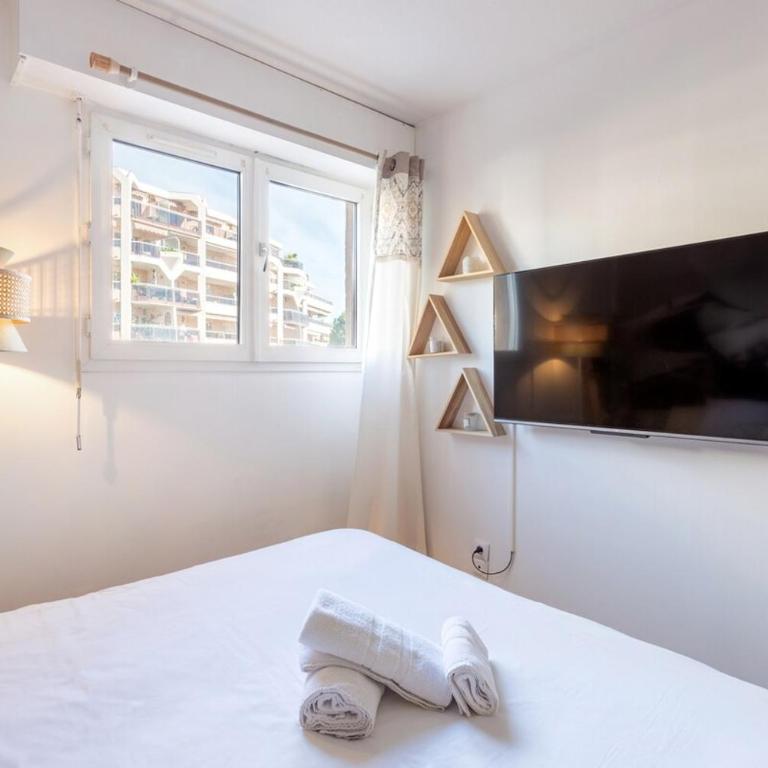 WeHost- CORNICHE Soleil Couchant 2 chambres 4pers,Parking,Piscine - Appartement - Vue sur Piscine - 31