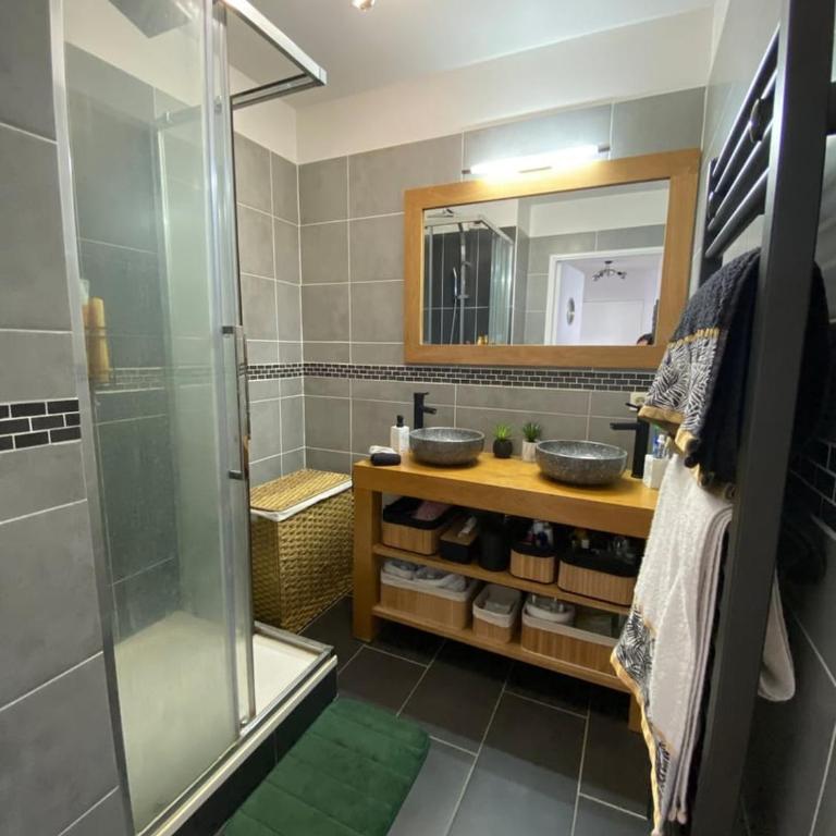 WeHost- CORNICHE Soleil Couchant 2 chambres 4pers,Parking,Piscine - Appartement - Vue sur Piscine - 40